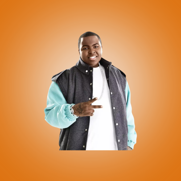 Nostalgia Bait: Sean Kingston Plays Game On Fenway