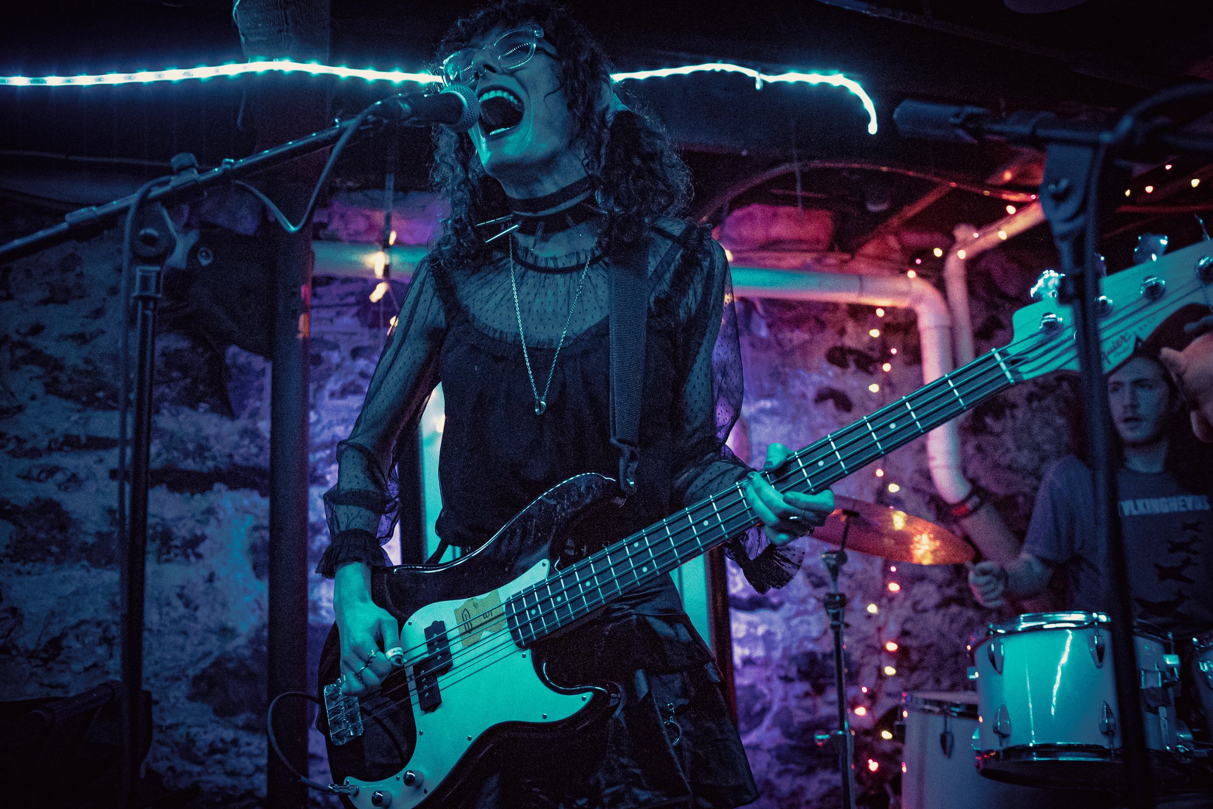 makeout_palace-03.jpg